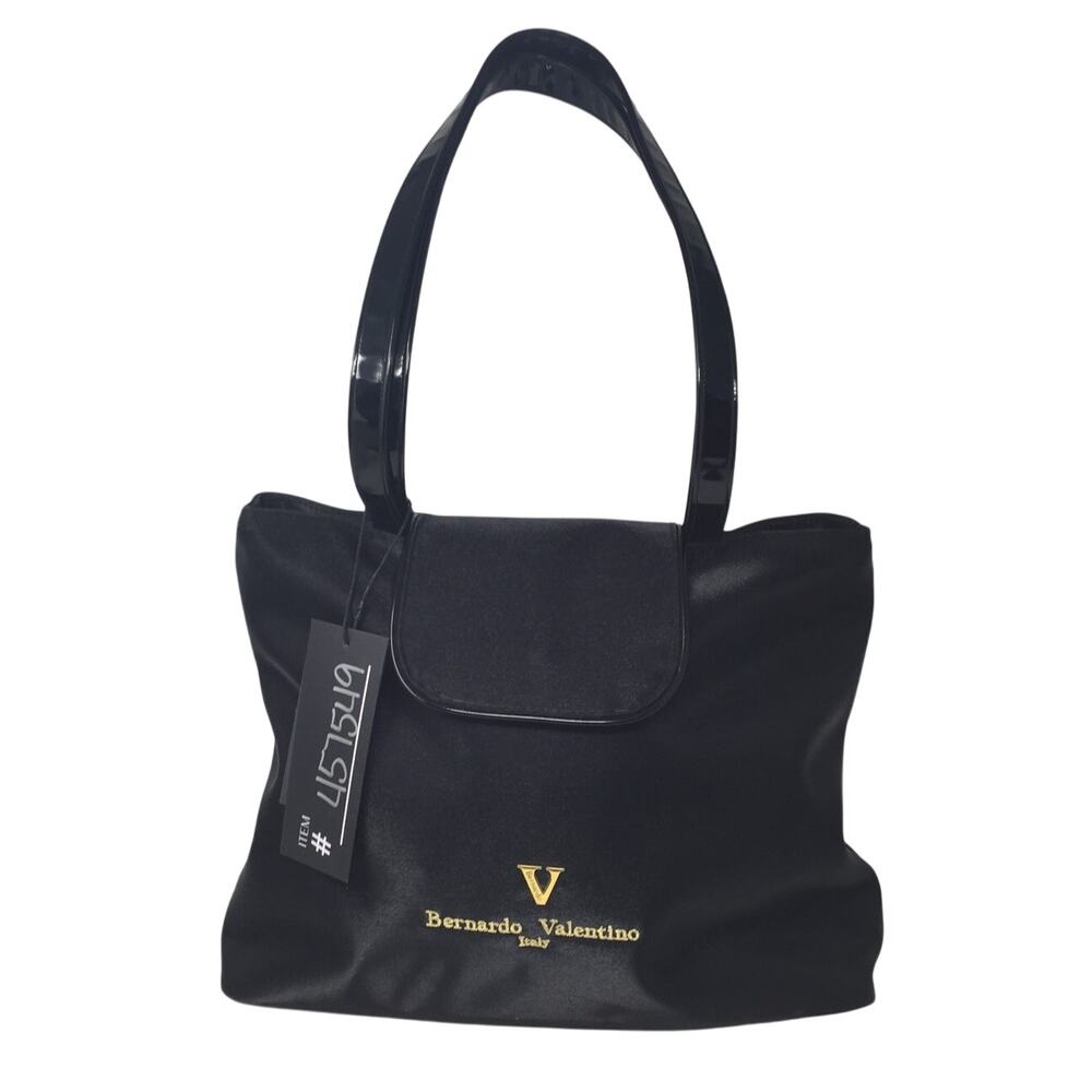 Bernardo Valentino Black Shoulder Bag with Kisslock Coin Purse - Picture 13 of 16